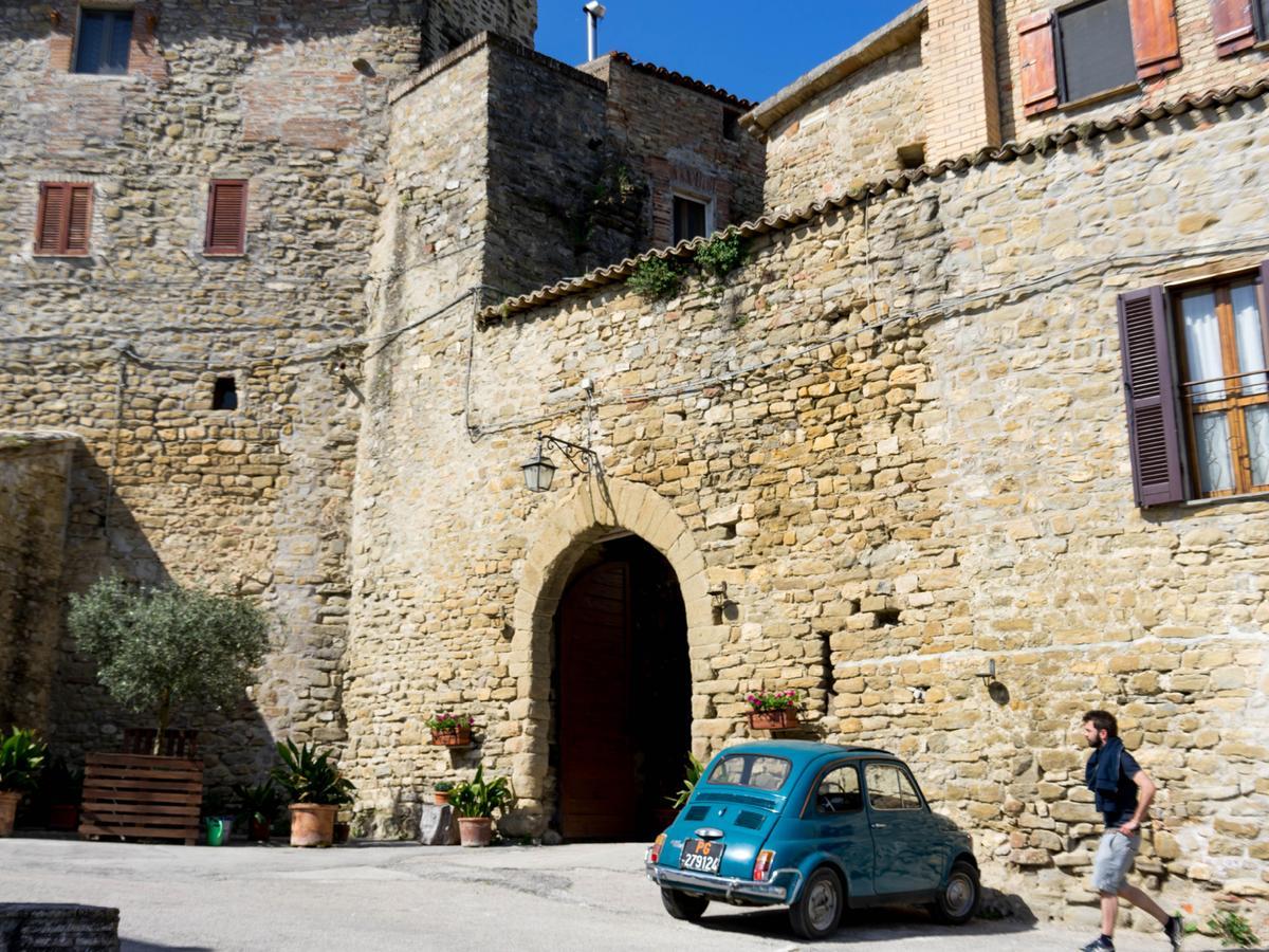 Ostello Bello Assisi بيفانيا المظهر الخارجي الصورة